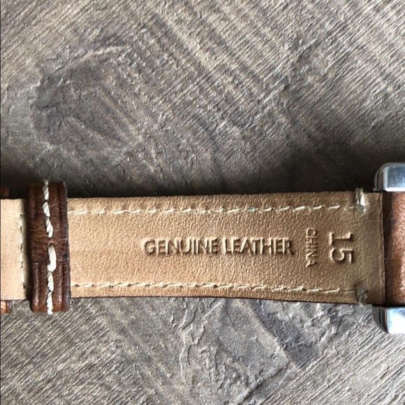 ⭐️COACH GENUINE LEATHER BRACELET WATCH⭐️ - Picture 5 of 7